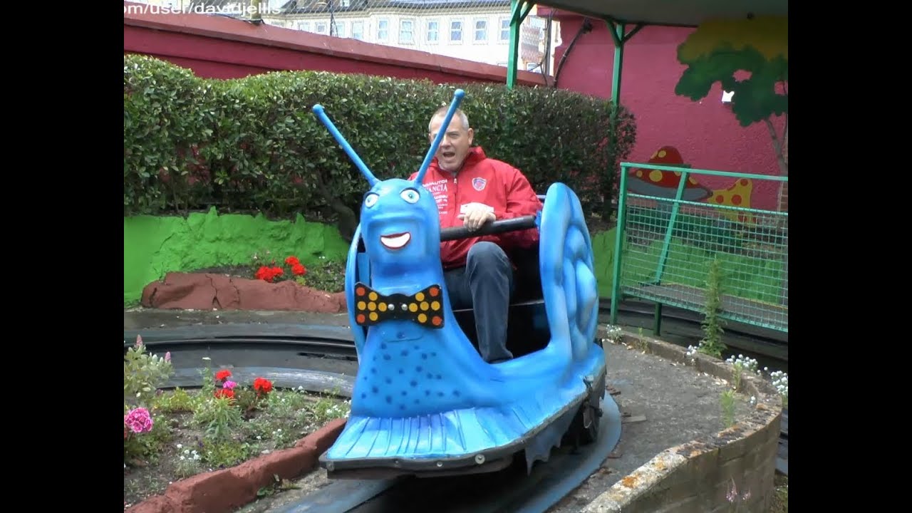 Great Yarmouth snail ride